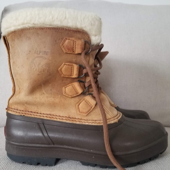 Sorel Shoes - Alpine Sorel Leather Snowboots Size 10